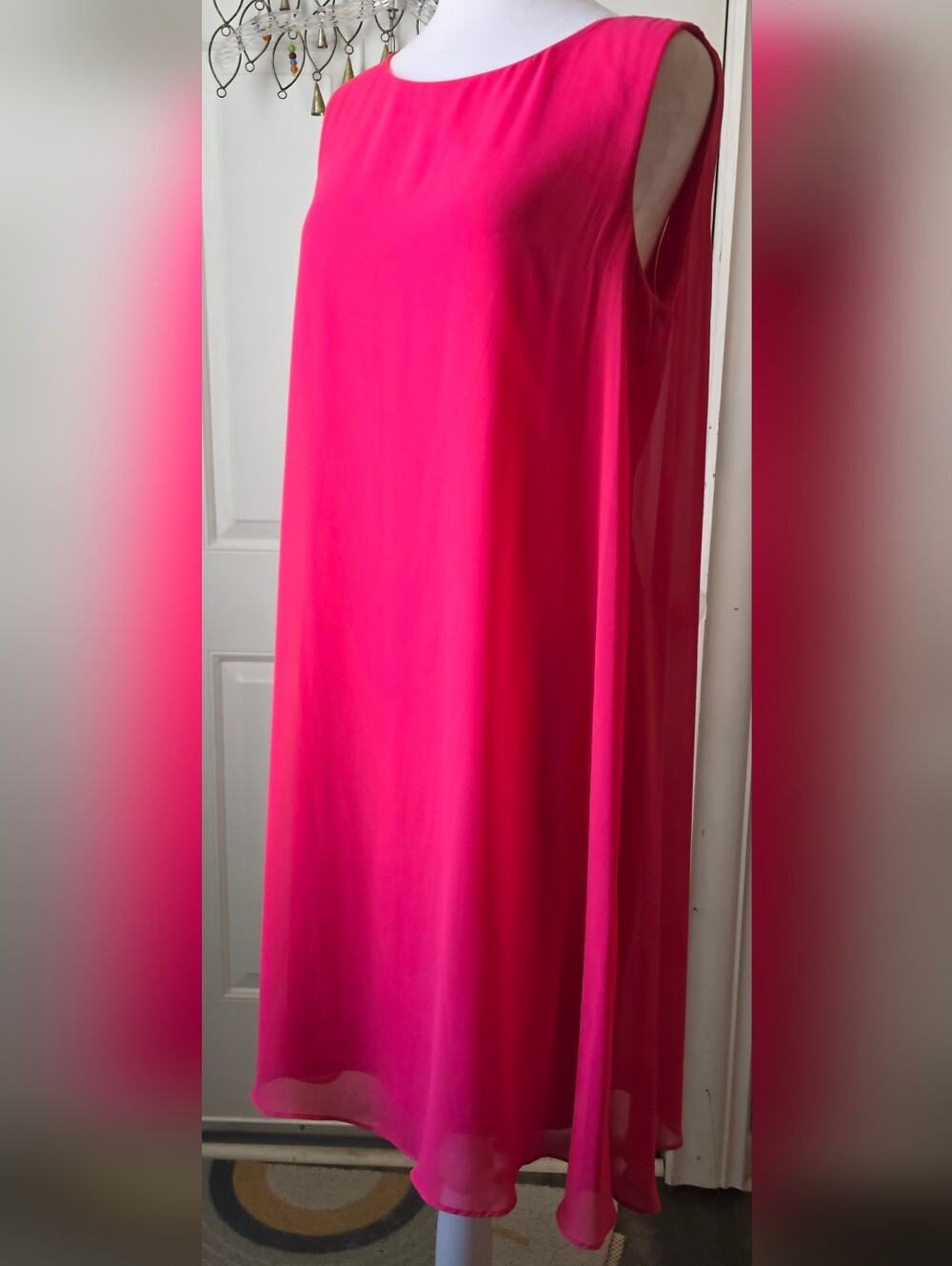 Melrose Sheer Overlay Swing Mini Shift Dress Womens 8 Bright Pink Sleeveless Flo - Picture 2 of 12